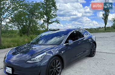 Седан Tesla Model 3 2018 в 