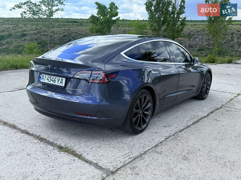 Седан Tesla Model 3 2018 в Южноукраинске фото 6 Седан Tesla Model 3 2018 в Южноукраинске