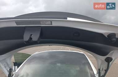 Седан Tesla Model 3 2020 в 