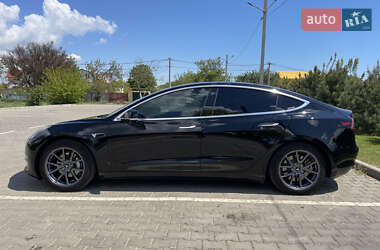 Седан Tesla Model 3 2018 в 