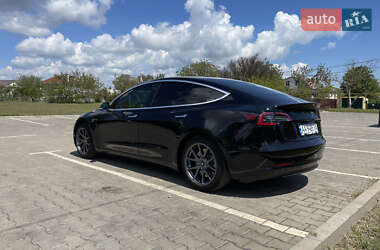 Седан Tesla Model 3 2018 в Одессе
