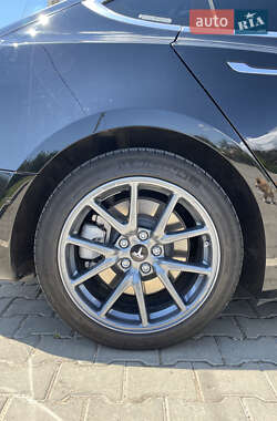 Седан Tesla Model 3 2018 в Одессе
