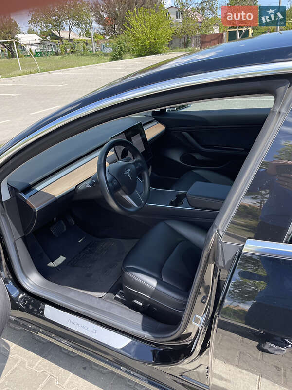 Седан Tesla Model 3 2018 в Одессе