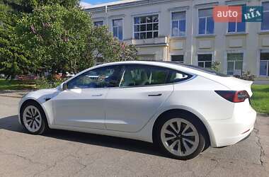 Седан Tesla Model 3 2018 в 
