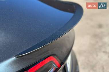 Седан Tesla Model 3 2023 в 