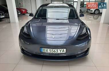 Седан Tesla Model 3 2018 в 