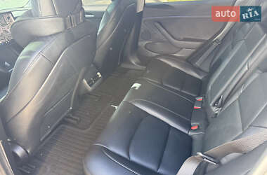 Седан Tesla Model 3 2021 в Ивано-Франковске