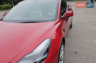 Седан Tesla Model 3 2023 в 