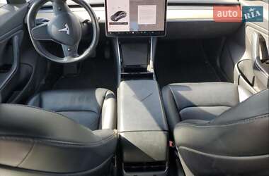 Седан Tesla Model 3 2018 в 