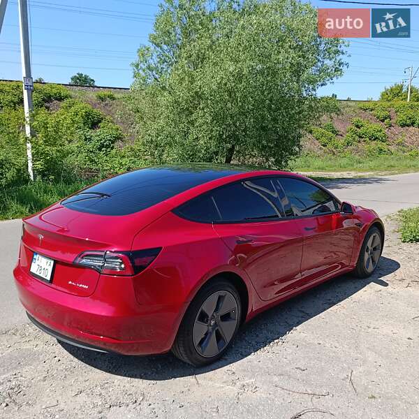 Седан Tesla Model 3 2021 в Києві