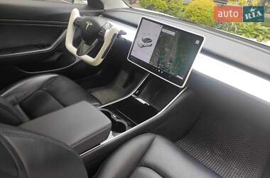 Седан Tesla Model 3 2018 в 