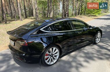 Седан Tesla Model 3 2019 в 