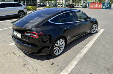 Седан Tesla Model 3 2018 в 