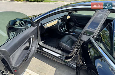 Седан Tesla Model 3 2018 в 