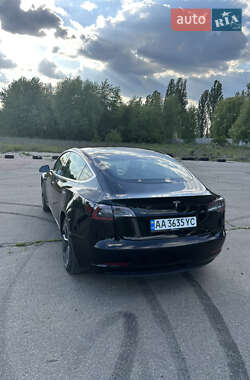 Седан Tesla Model 3 2018 в 