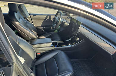 Седан Tesla Model 3 2018 в 
