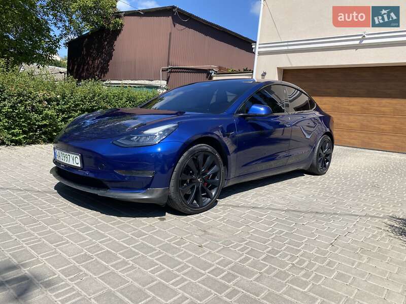 Седан Tesla Model 3 2018 в Одесі
