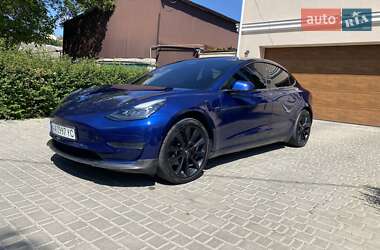 Седан Tesla Model 3 2018 в 