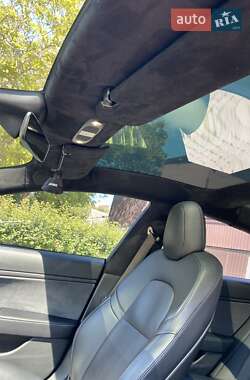 Седан Tesla Model 3 2018 в 
