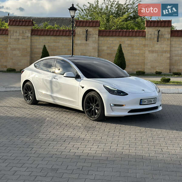 Седан Tesla Model 3 2022 в Одессе Седан Tesla Model 3 2022 в Одессе