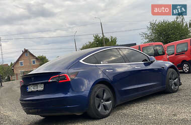 Седан Tesla Model 3 2018 в 
