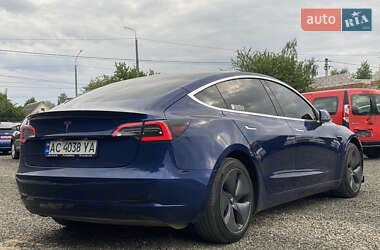 Седан Tesla Model 3 2018 в 
