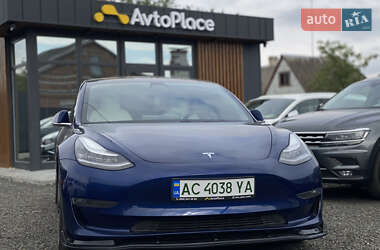 Седан Tesla Model 3 2018 в 