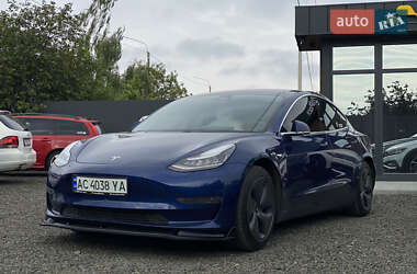 Седан Tesla Model 3 2018 в 