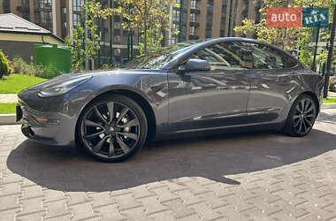 Седан Tesla Model 3 2018 в 
