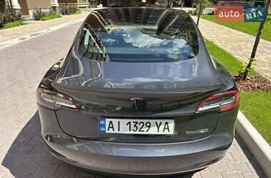 Седан Tesla Model 3 2018 в 