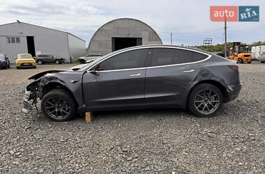 Седан Tesla Model 3 2018 в 