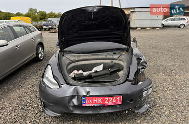 Седан Tesla Model 3 2018 в 