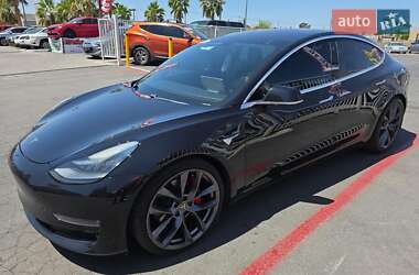 Седан Tesla Model 3 2018 в 