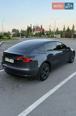 Седан Tesla Model 3 2021 в 