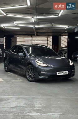 Седан Tesla Model 3 2022 в Одессе