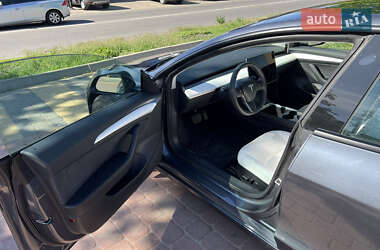 Седан Tesla Model 3 2023 в Полтаве