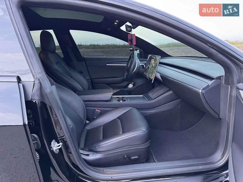 Седан Tesla Model 3 2021 в Днепре