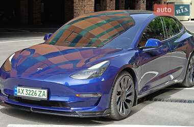 Седан Tesla Model 3 2023 в Одесі