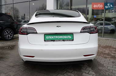 Седан Tesla Model 3 2018 в 