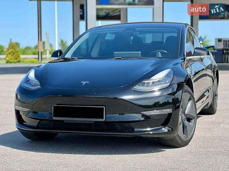 Седан Tesla Model 3 2018 в 