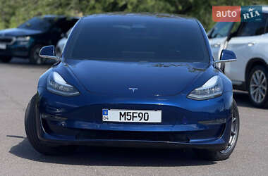 Седан Tesla Model 3 2018 в 
