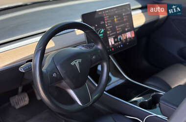 Седан Tesla Model 3 2018 в 