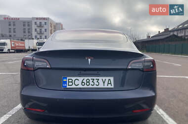 Седан Tesla Model 3 2018 в 