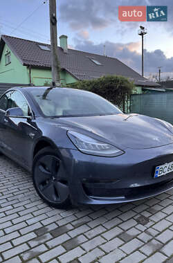 Седан Tesla Model 3 2018 в 