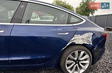 Седан Tesla Model 3 2018 в 