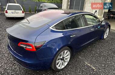 Седан Tesla Model 3 2018 в 