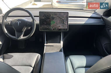 Седан Tesla Model 3 2018 в 