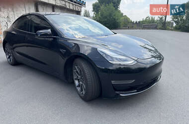Седан Tesla Model 3 2019 в 