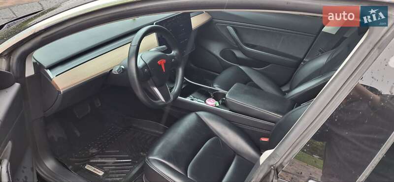 Седан Tesla Model 3 2019 в Борисполе