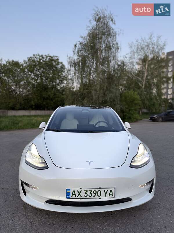Седан Tesla Model 3 2019 в Харкові фото 2 Седан Tesla Model 3 2019 в Харкові